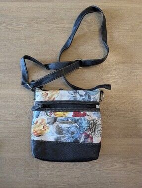 NWOT Stone Mountain Vegan Leather Floral Crossbody Bag with Black Trim